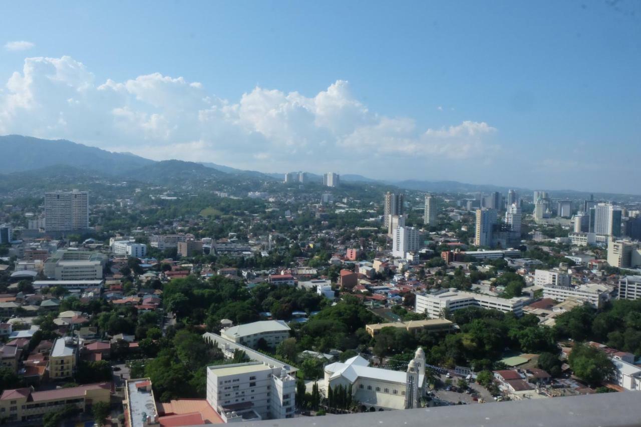 Horizons 101 - Panoramic View By St. Therese Cebu Exterior photo